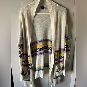 EMPYRE Patterned Women's Sweater Size Medium